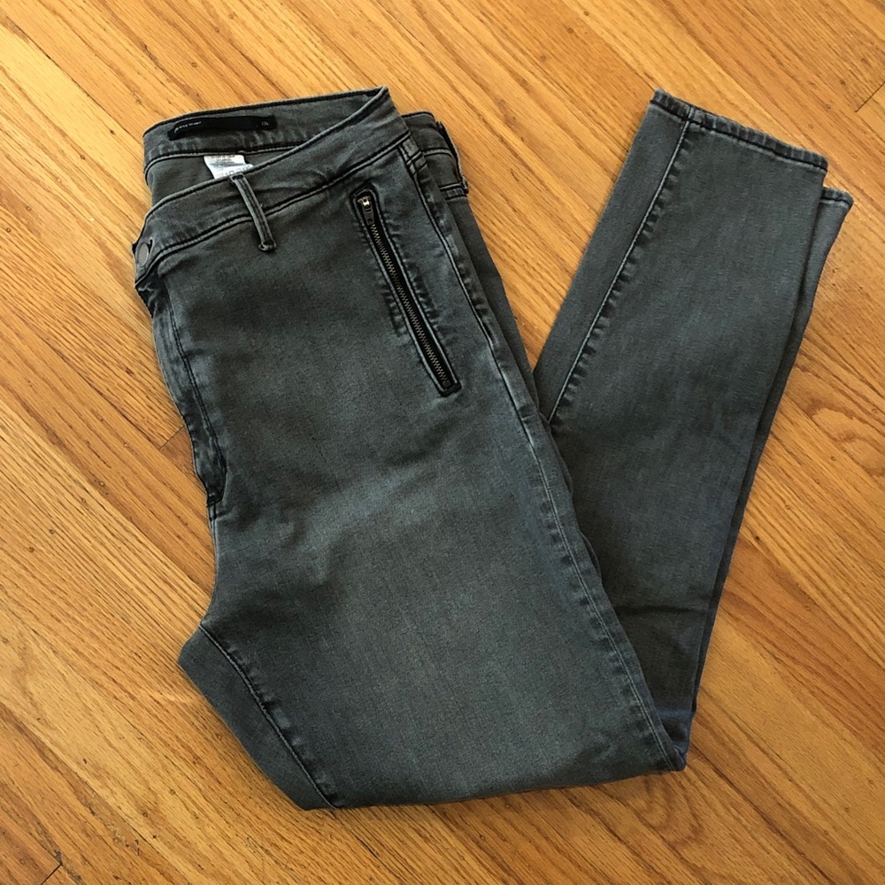 Banana Republic Gray Premium Denim, 33L
